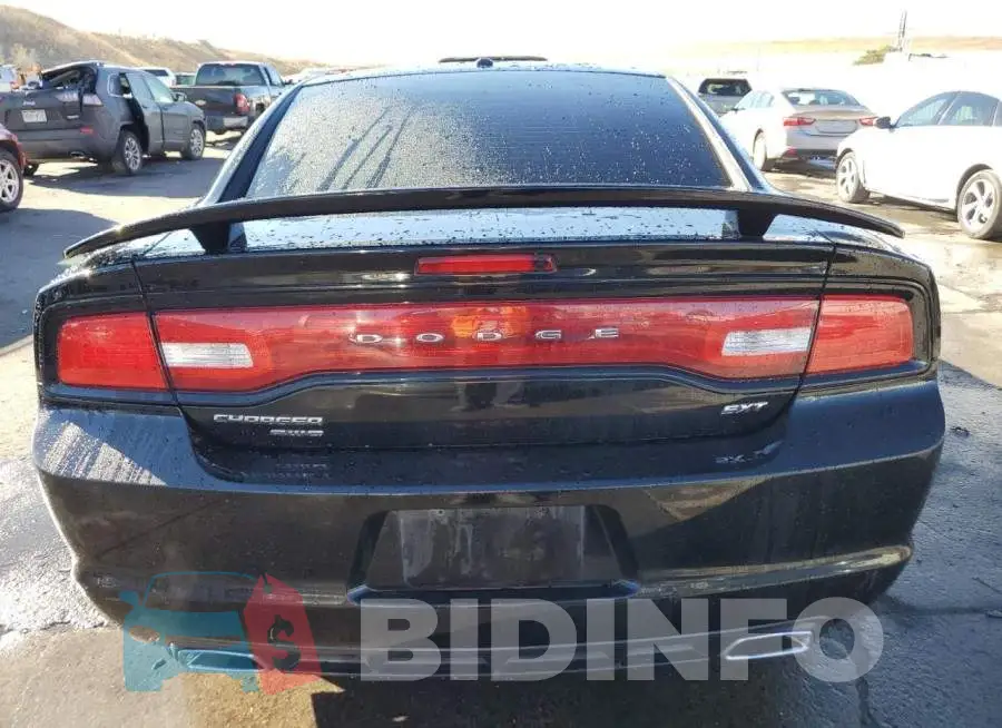 2C3CDXJG4EH263668 Photo# 6