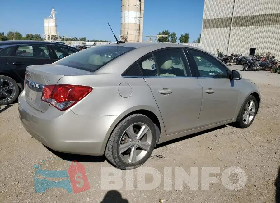 1G1PE5SB9E7410184 Photo# 3