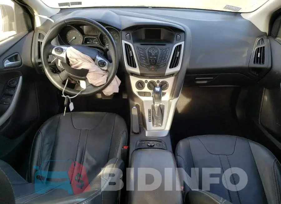 1FADP3F25EL240292 Photo# 8