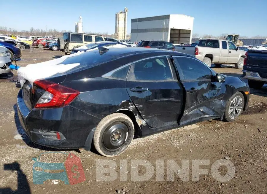 19XFC1F34HE006895 Photo# 3