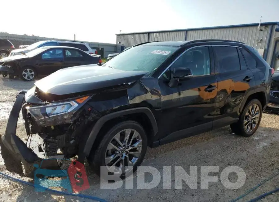 2T3A1RFV8LC078343 Photo# 1