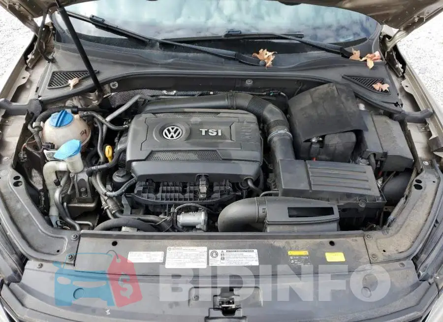 1VWBS7A31GC018193 Photo# 11