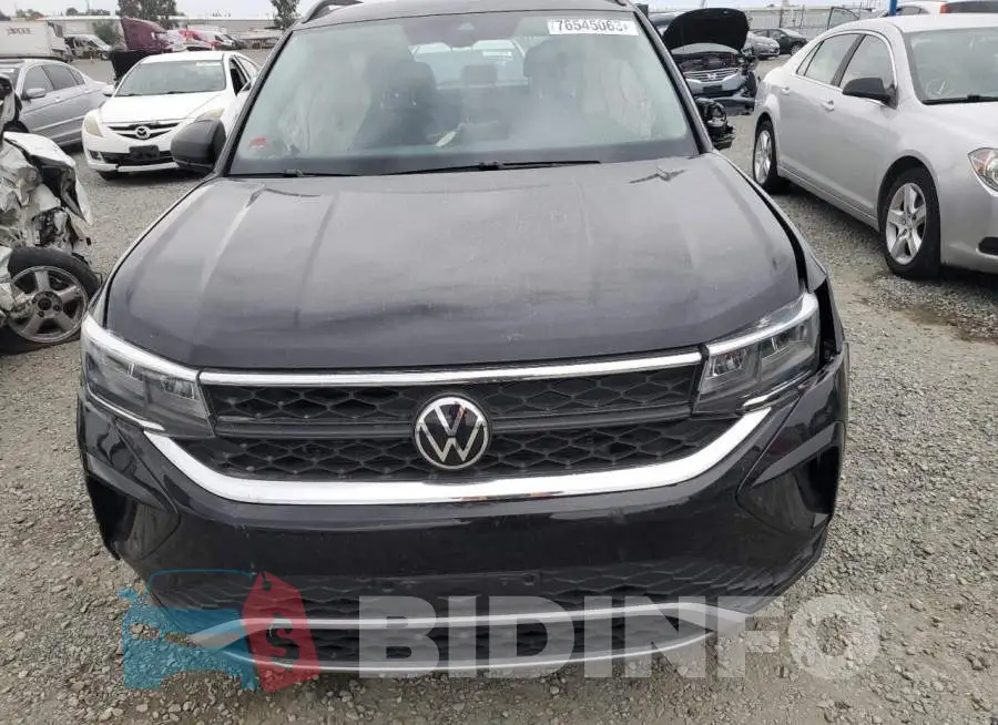 3VVDX7B26NM010994 Photo# 12