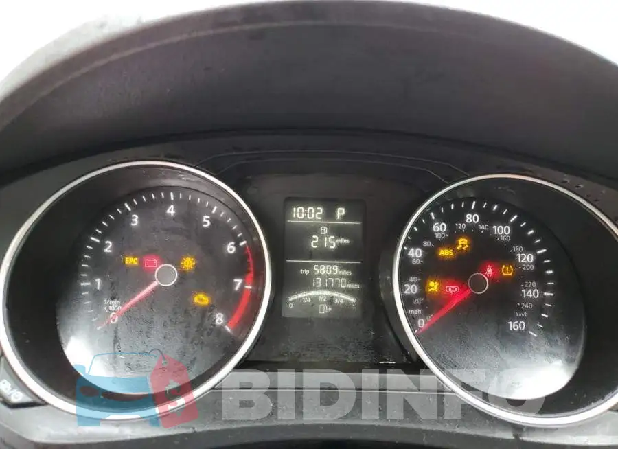 3VW2B7AJ4HM360932 Photo# 9