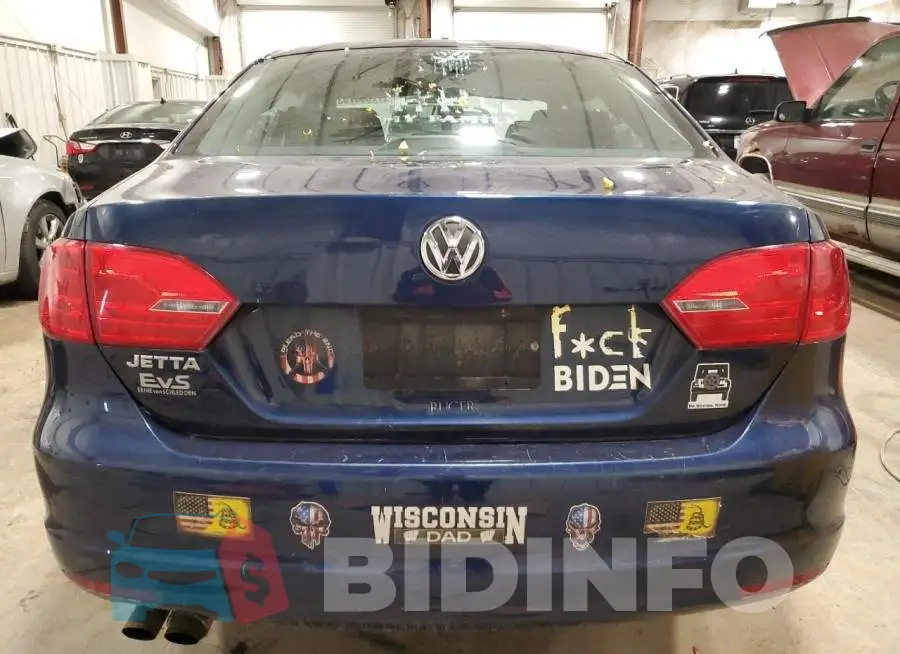 3VW2K7AJ8EM367149 Photo# 6
