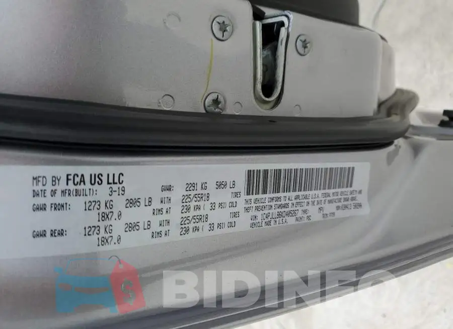 1C4PJLLB6KD405267 Photo# 13