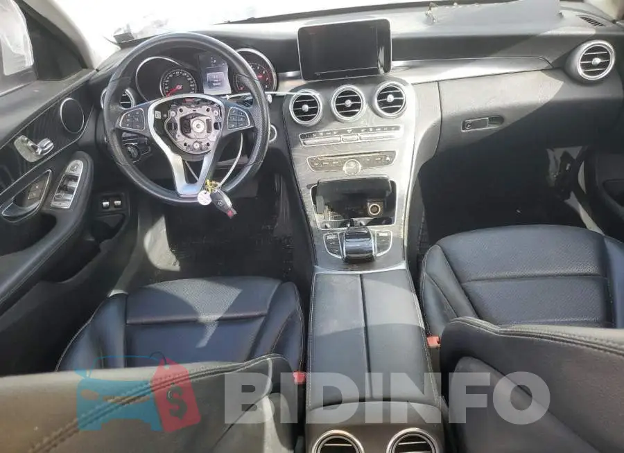 55SWF4HB9GU165741 Photo# 8