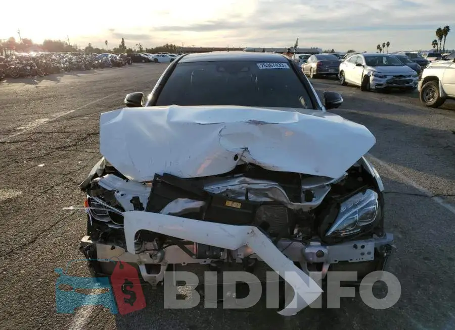 55SWF8HB3GU153091 Photo# 5