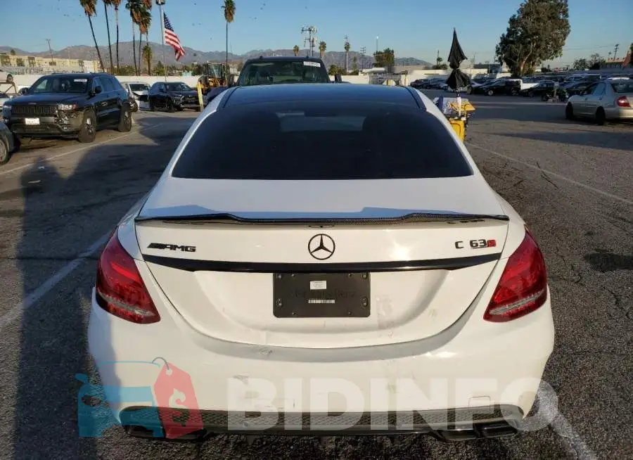 55SWF8HB3GU153091 Photo# 6