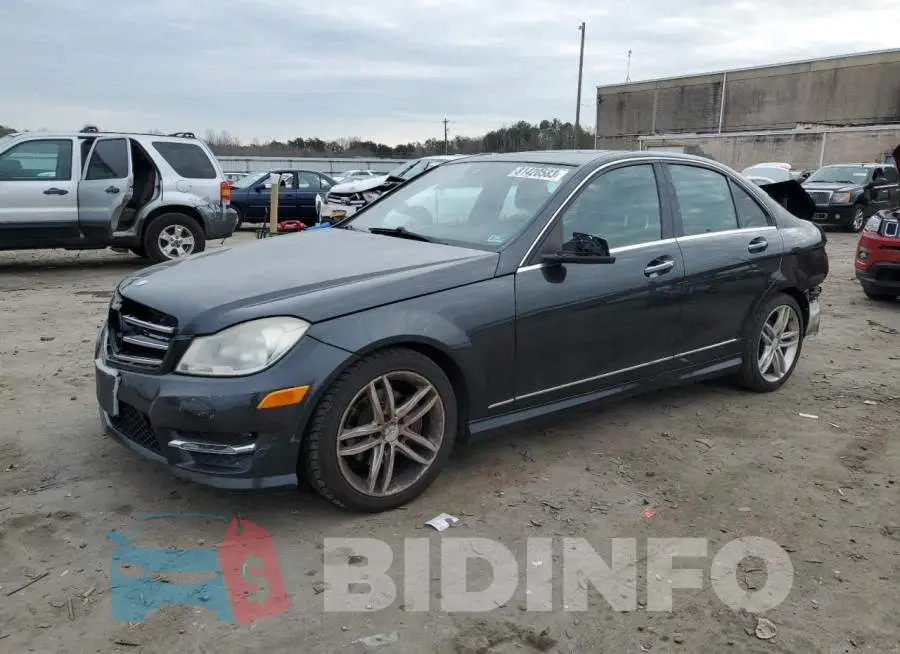 WDDGF4HB7ER305031 Photo# 1