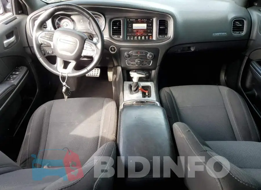 2C3CDXCT5GH227744 Photo# 8