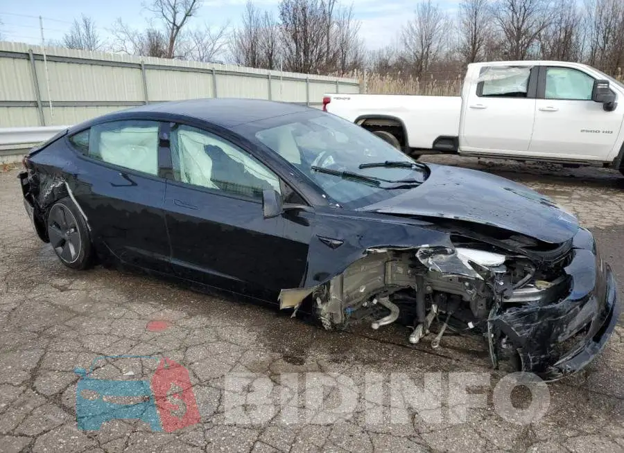 5YJ3E1EAXNF369236 Photo# 4