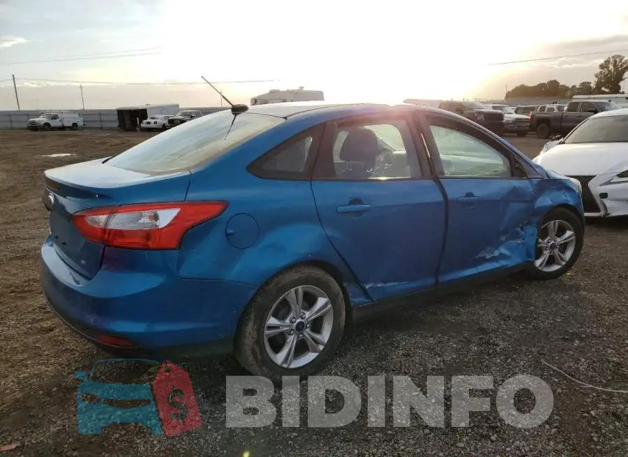 1FADP3F22EL375262 Photo# 3