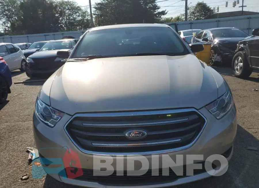 1FAHP2D86JG118479 Photo# 5