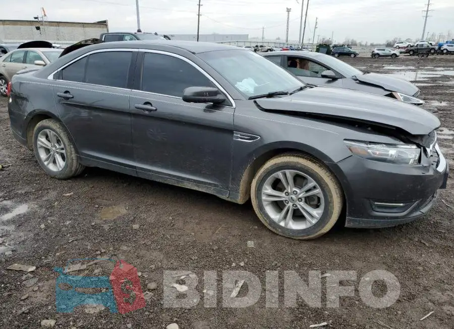 1FAHP2E84JG113764 Photo# 4