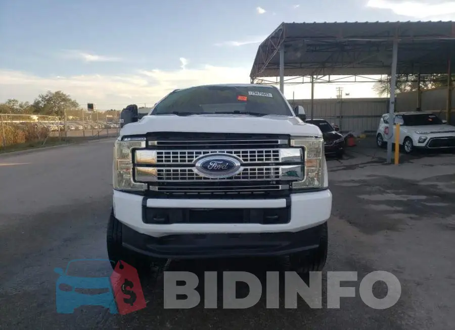 1FT7W2BT5JEB21529 Photo# 5