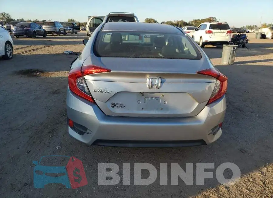 19XFC2F50GE018547 Photo# 6