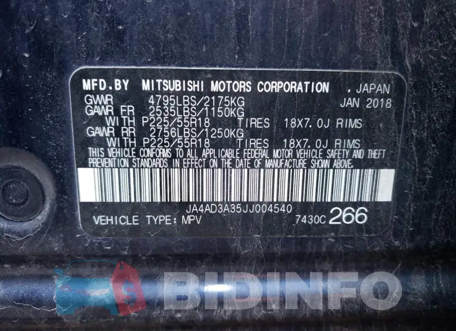 JA4AD3A35JJ004540 Photo# 12