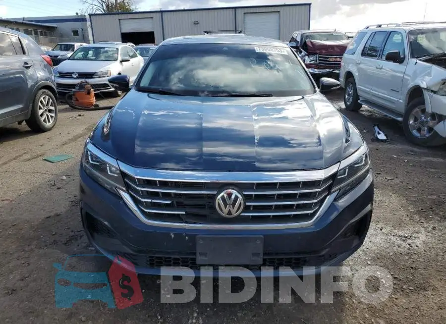 1VWMA7A34LC010479 Photo# 5