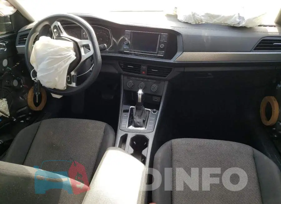 3VWCB7BU2KM242270 Photo# 8