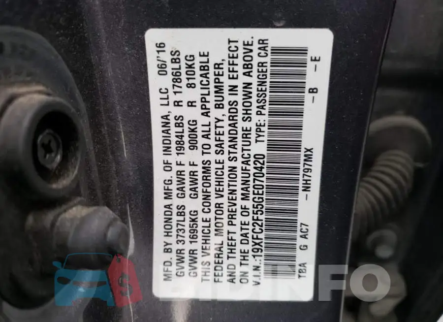 19XFC2F55GE070420 Photo# 12