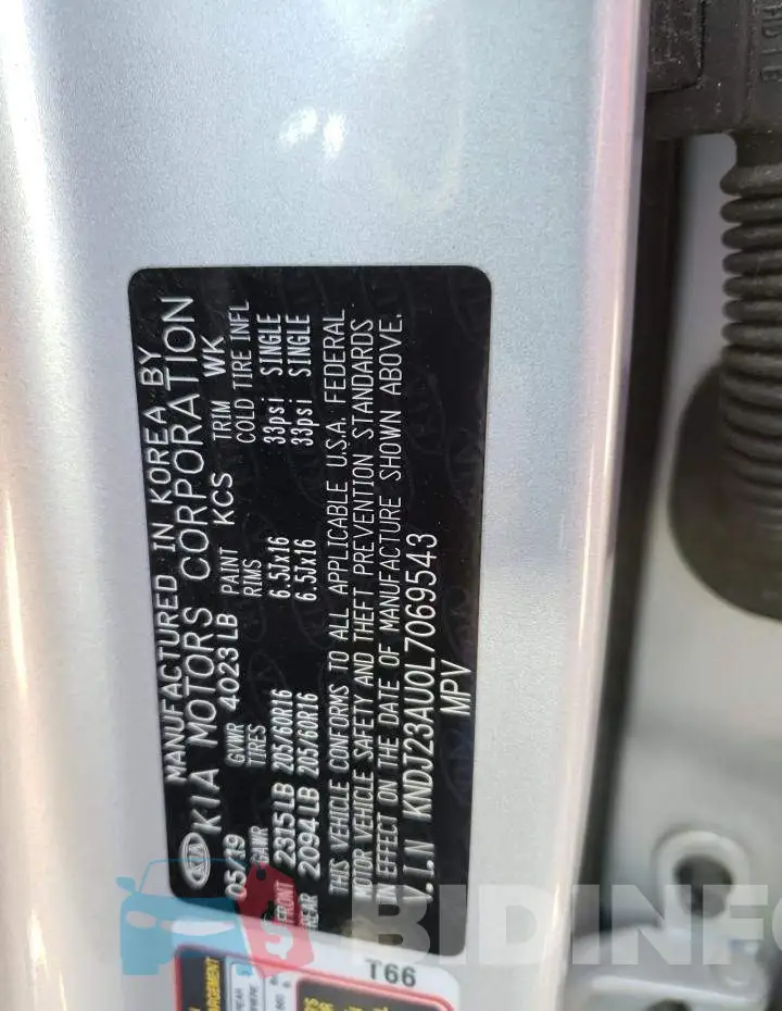 KNDJ23AU0L7069543 Photo# 13