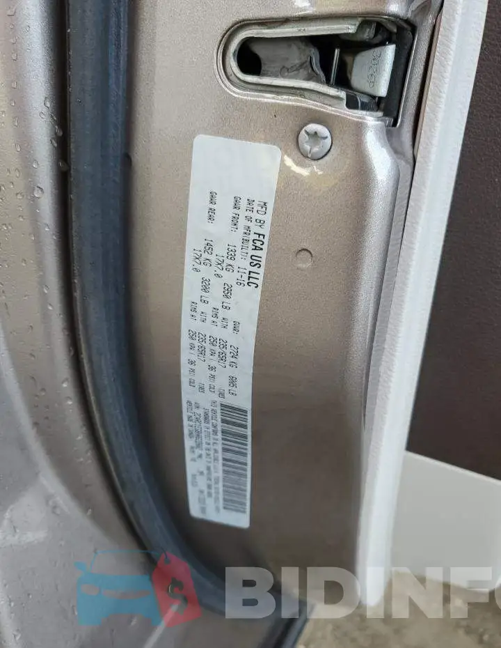 2C4RC1EG8HR622602 Photo# 13