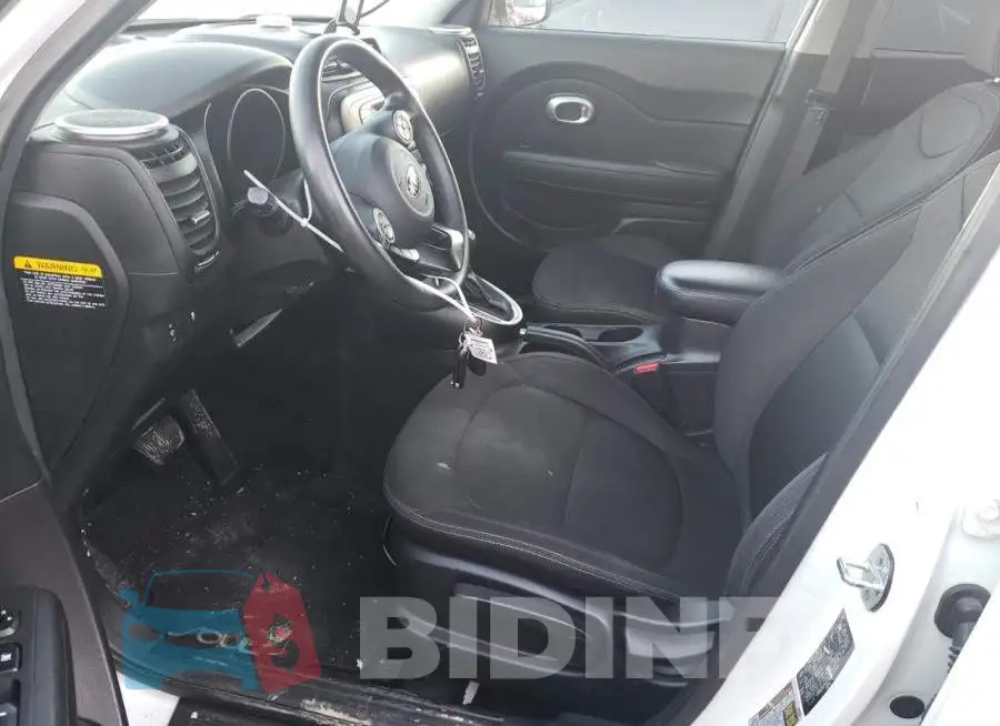 KNDJN2A22G7407983 Photo# 7