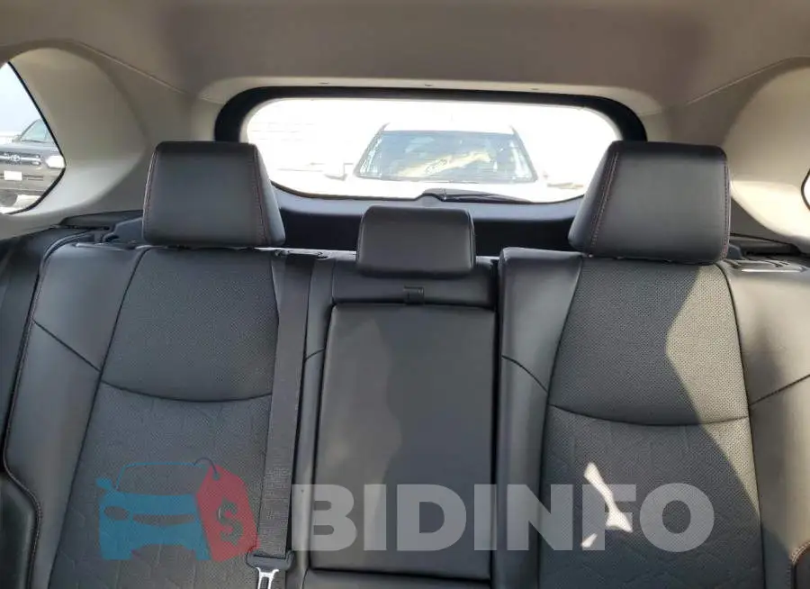 2T3S1RFV1NW256793 Photo# 10