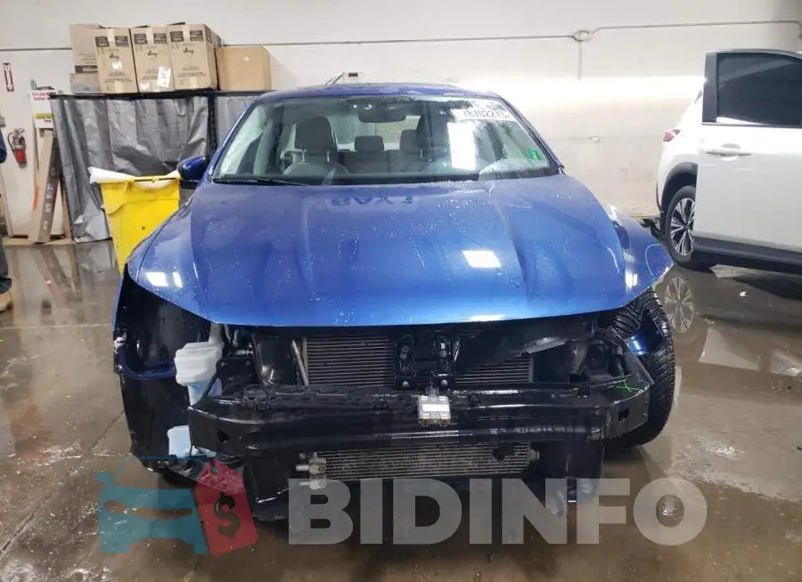 1VWGT7A31HC013984 Photo# 5