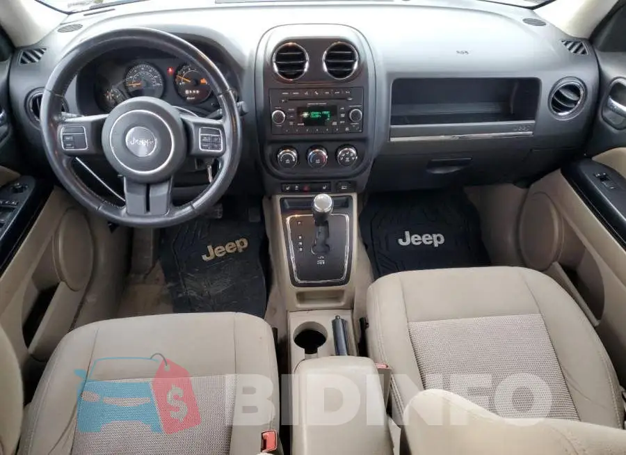 1C4NJPFA0HD145992 Photo# 8