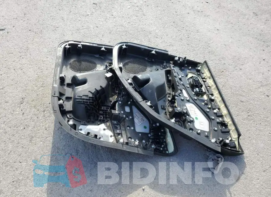 1C4PJLCB6FW627432 Photo# 13