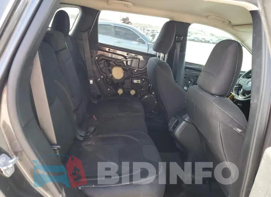 1C4PJLCB6FW627432 Photo# 11