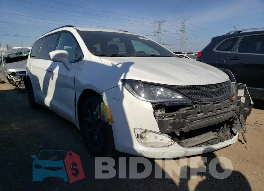 2C4RC1EG8LR117314 Photo# 4