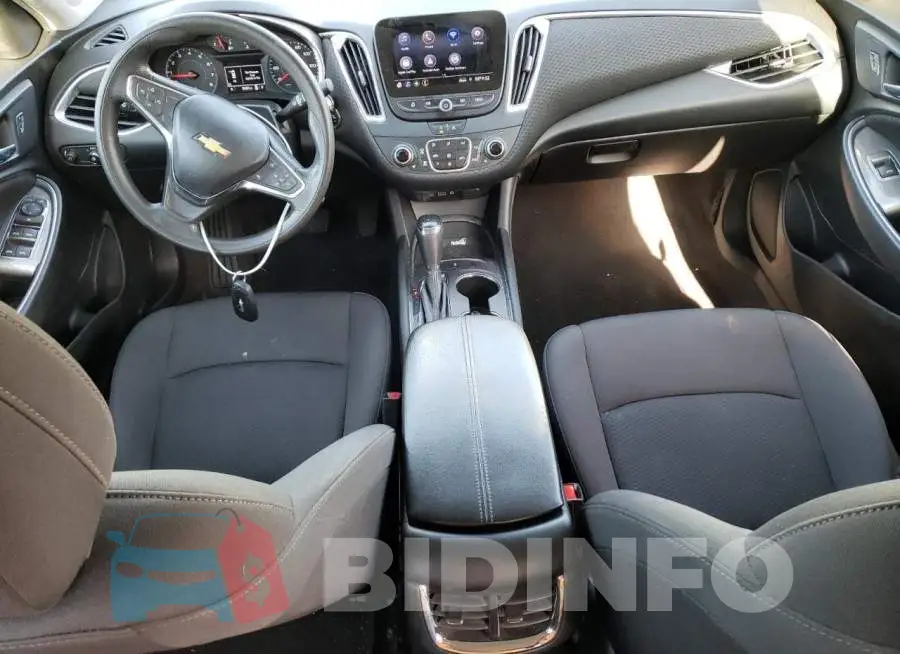 1G1ZD5ST9LF109843 Photo# 8