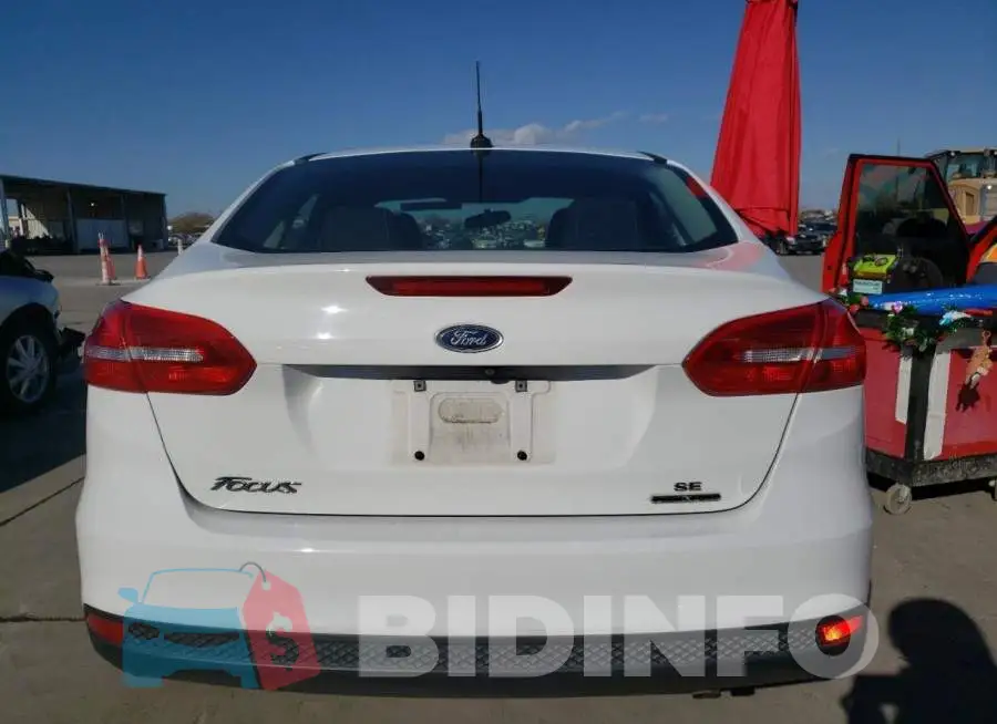 1FADP3F26GL202671 Photo# 6