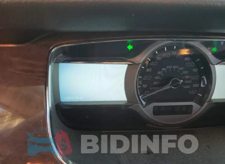 1FAHP2F83GG105873 Photo# 9