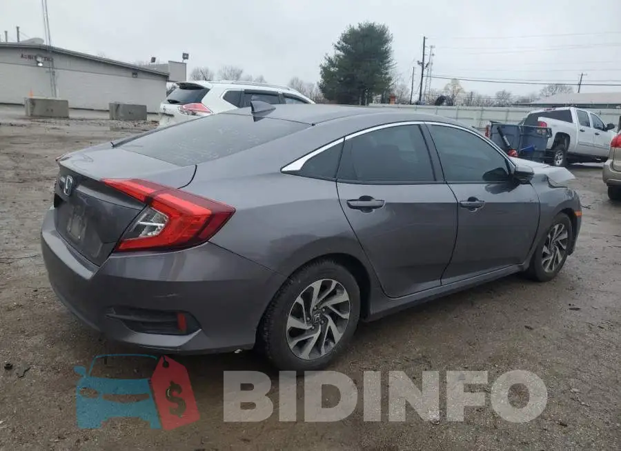 19XFC2F70JE025894 Photo# 3