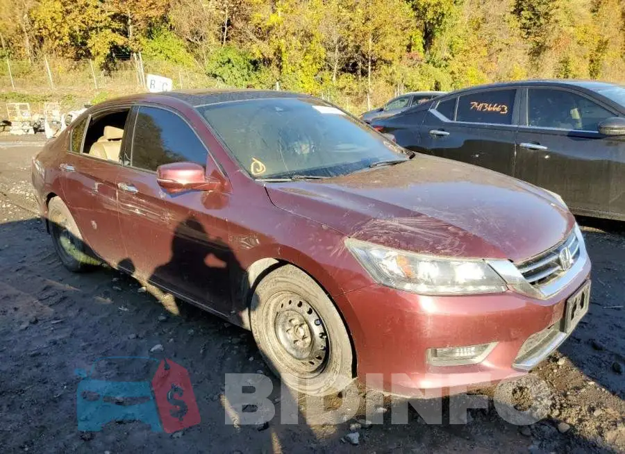 1HGCR3F88FA011592 Photo# 4