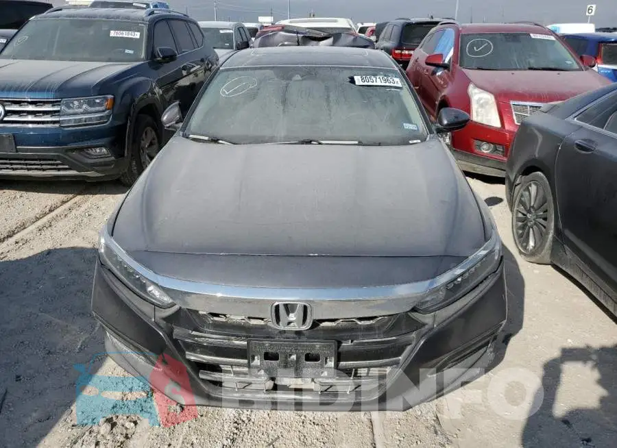 1HGCV1F51KA051884 Photo# 5