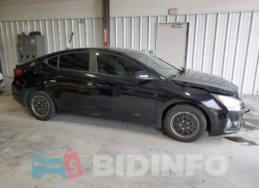 KMHD74LFXKU796607 Photo# 4
