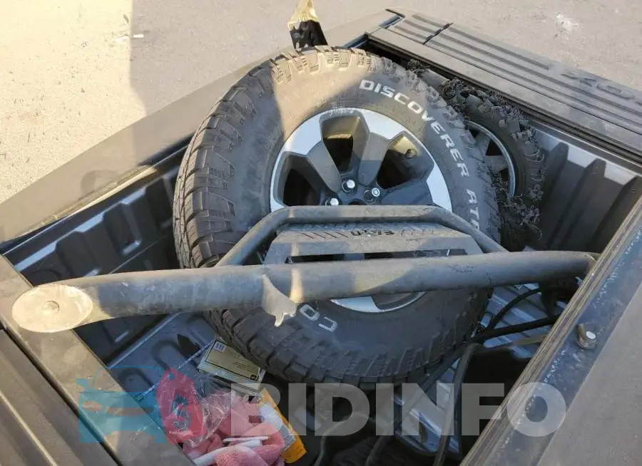 1C6SRFLT7LN142089 Photo# 12