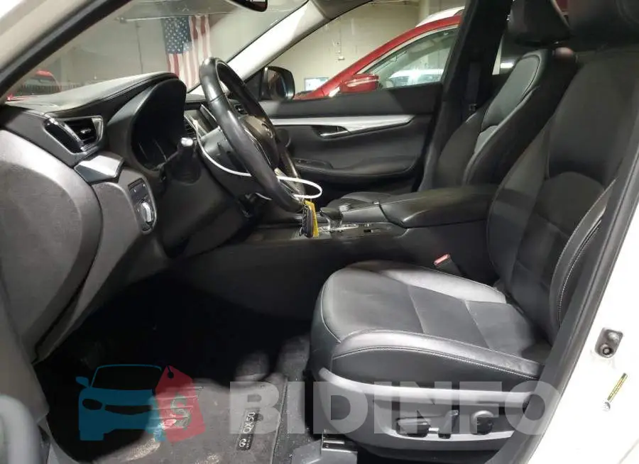 3PCAJ5M38LF120525 Photo# 7