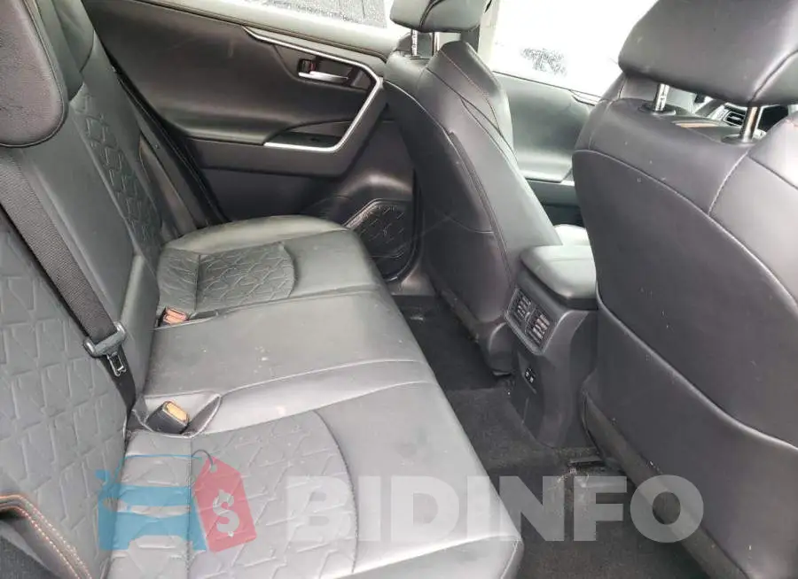 2T3J1RFV1KW031250 Photo# 11