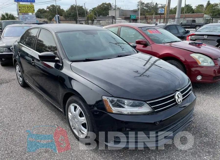 3VW167AJ9HM254380 Photo# 1
