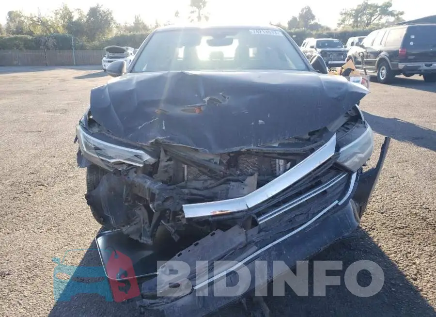 3VW7M7BU7NM030562 Photo# 5