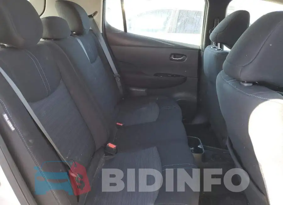 1N4CZ1CV8PC552084 Photo# 10