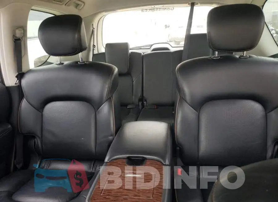 JN8AY2NEXH9701850 Photo# 10