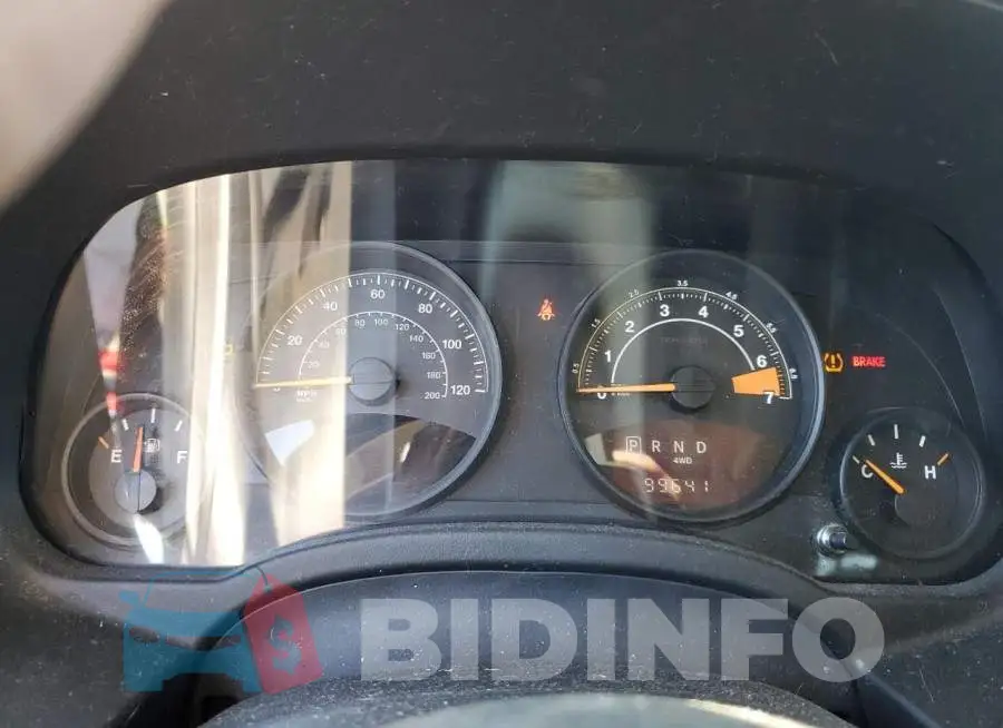 1C4NJRBBXGD741653 Photo# 9