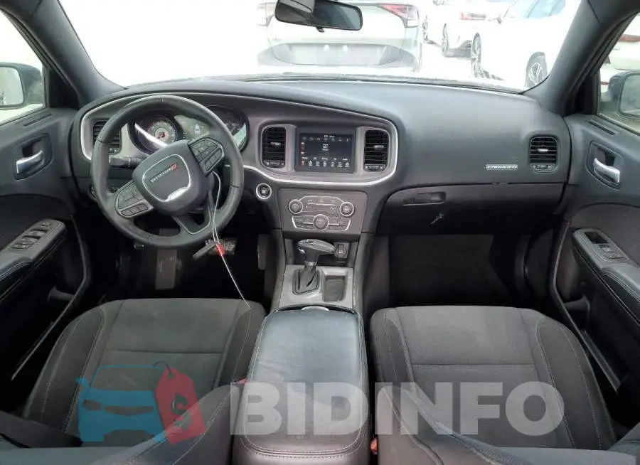 2C3CDXBG4MH678096 Photo# 8